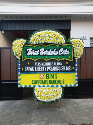 Papan Bunga Duka di Damang Batu