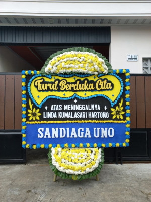 Papan Bunga Duka di Damang Batu